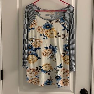 Women’s long {covers your butt} shirt!